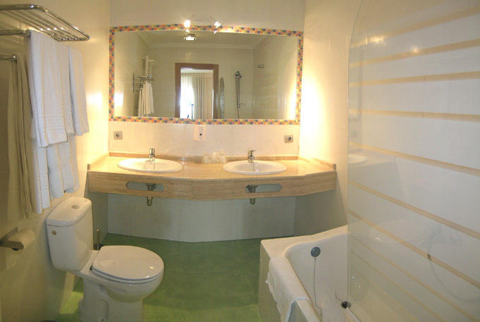 Hostal Del Carmen Santander Habitación foto